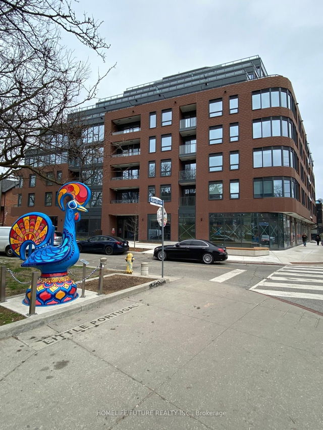 210 - 5 Lakeview Avenue