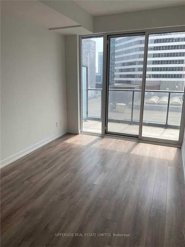 1806 - 20 Edward Street