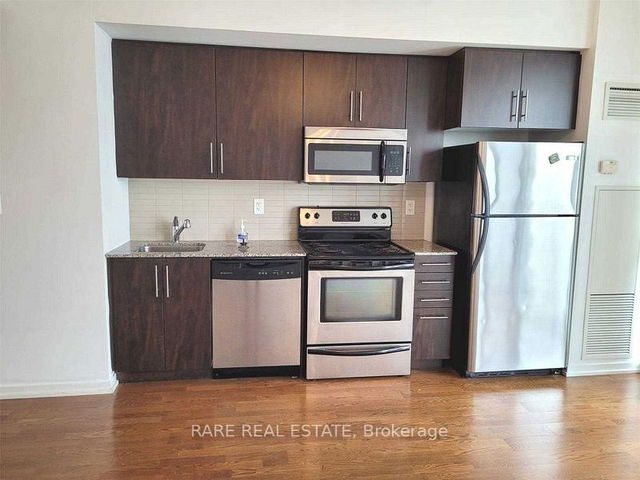 3006 - 65 Bremner Boulevard