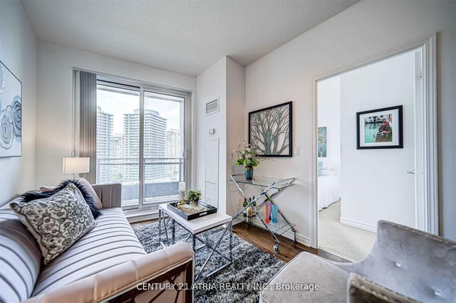 1109 - 18 holmes Avenue