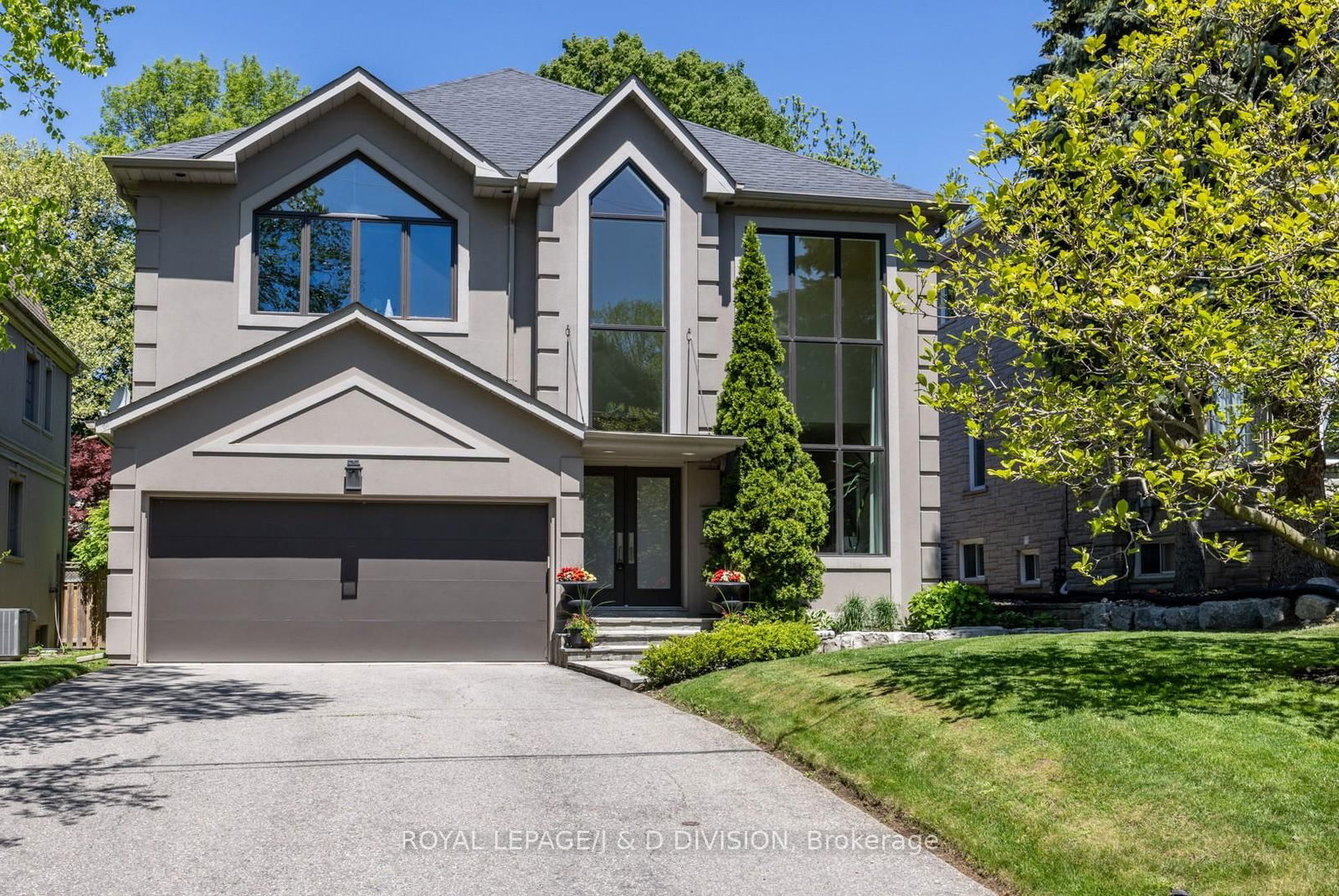 Detached House for sale at 42 Munro Boulevard, Toronto, St. Andrew-Windfields, M2P 1B9 - MLS: C12125839