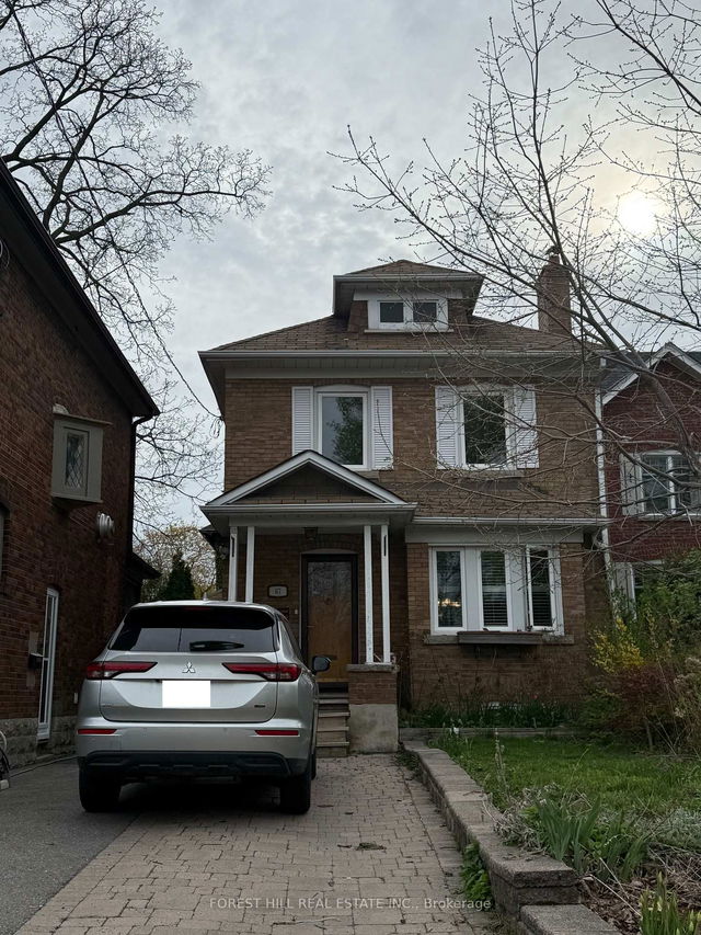 67 Yonge Boulevard