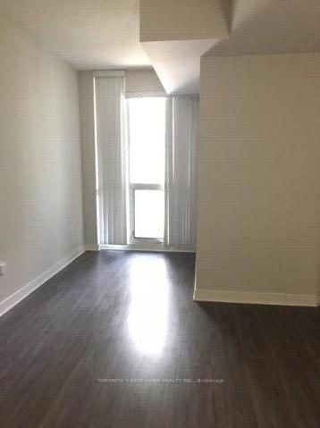 2nd Bed - 428 Lake Shore Boulevard