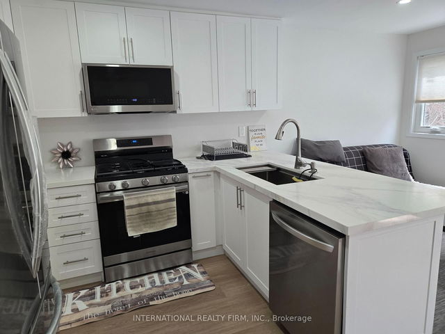 Main - 261 Soudan Avenue