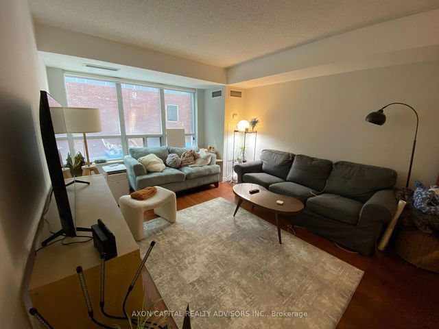 205 - 270 Wellington Street