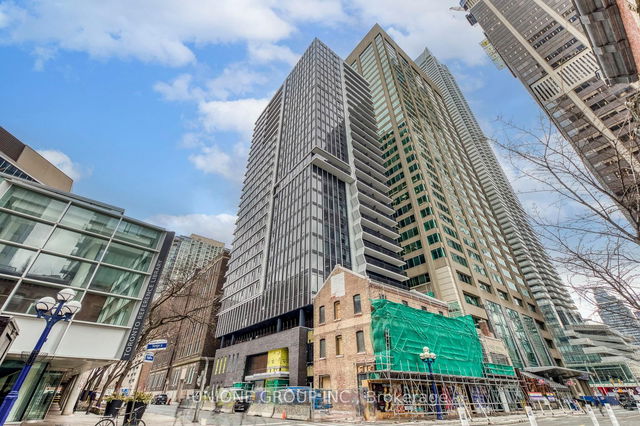 907 - 771 Yonge Street