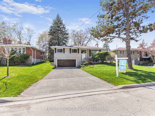 24 Viamede Crescent