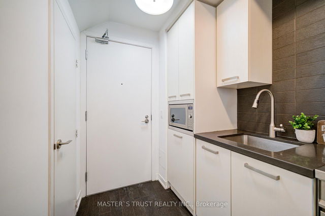 N101 - 455 Front Street