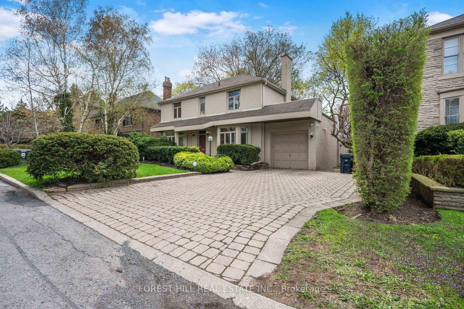 Detached House for sale at 192 Old Forest Hill Road, Toronto, Forest Hill North, M6C 2G9 - MLS: C12126385