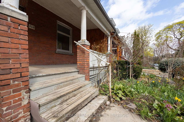 108 Concord Avenue