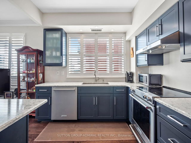 1210 - 2 Clairtrell Road
