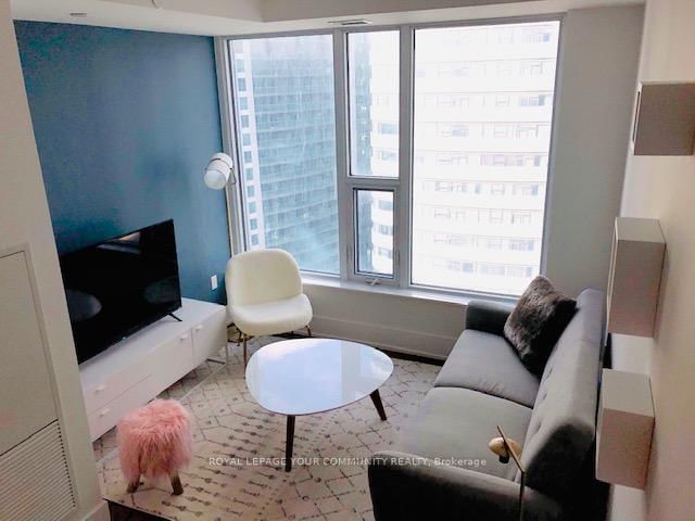 Room1
