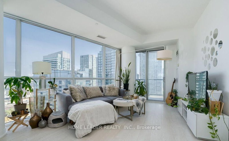 2205 - 20 Bruyeres Mews, Toronto, M5V 0G8 | Image 3