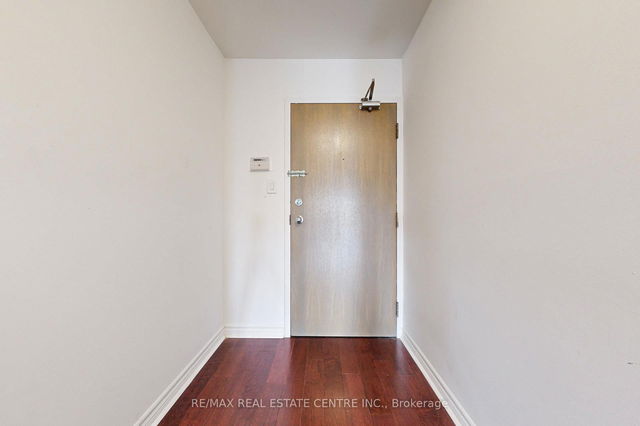 601 - 1001 Bay Street