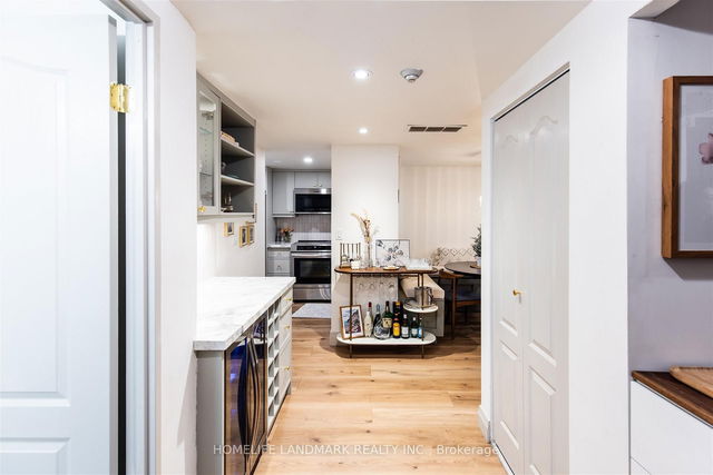 201 - 9 Greenbriar Road
