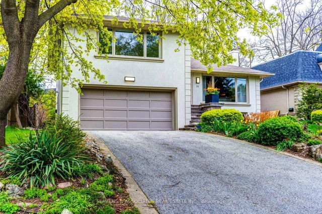 14 Munro Boulevard