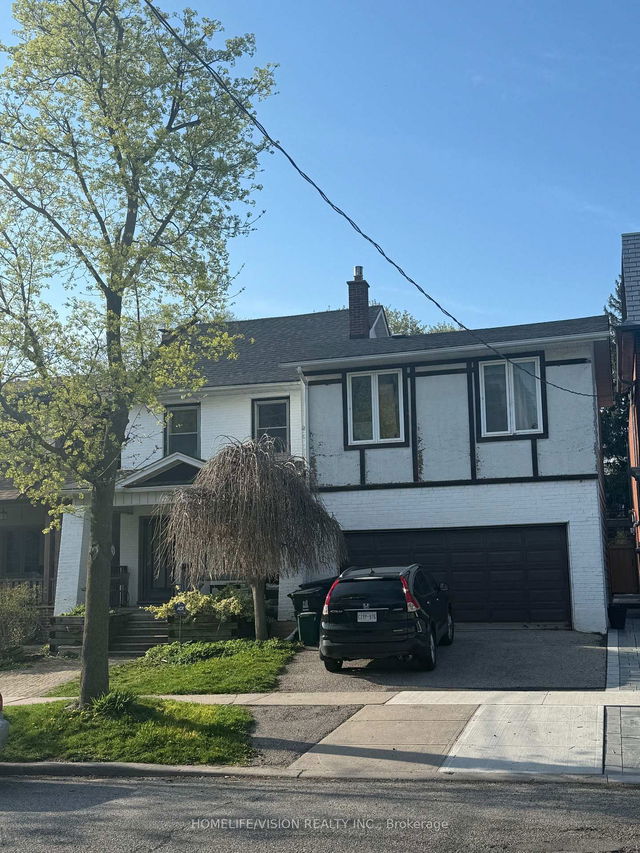2nd Floor - 80 Sherwood Avenue