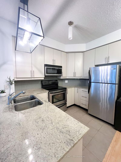 Unit 2104 — 18 Harbour St, Toronto - Waterfront Communities C1 image-0-3