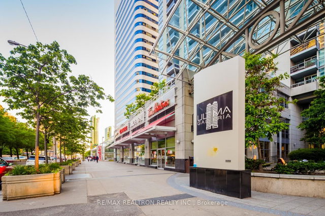 1906 - 4968 Yonge Street