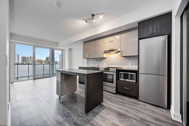 308 - 188 FAIRVIEW MALL Drive