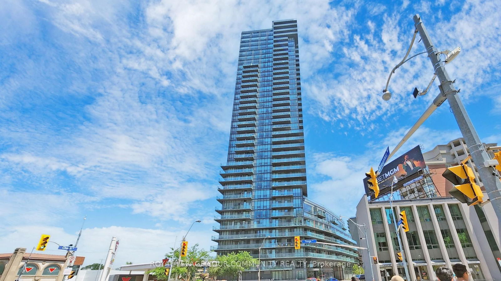 Condo for lease at 2507-825 Church Street, Toronto, Rosedale-Moore Park, M4W 3Z4 - MLS: C12127702