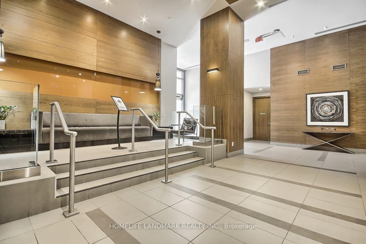 Condo for lease at 3002-295 Adelaide Street, Toronto, Waterfront Communities C1, M5V 1P7 - MLS: C12127708