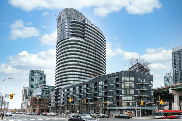 3011 - 38 Dan Leckie Way