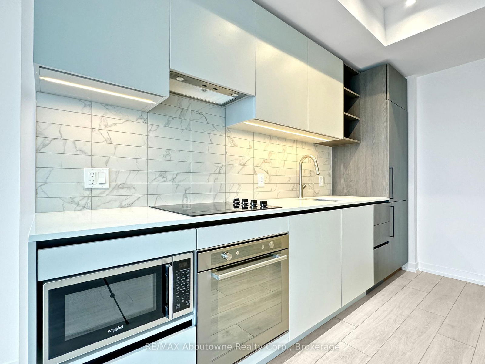 Condo for lease at 2512-55 Mercer Street, Toronto, Waterfront Communities C1, M5V 3W2 - MLS: C12127808