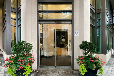 Unit 1201 — 88 Broadway Ave, Toronto - Mount Pleasant West image-0-2