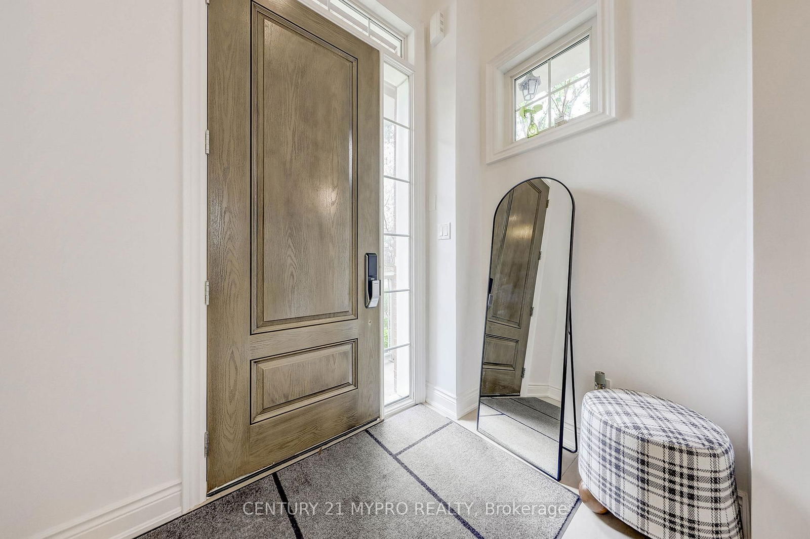 Townhouse for lease at 50 Kilgour Road, Toronto, Bridle Path-Sunnybrook-York Mills, M4G 0A9 - MLS: C12127990