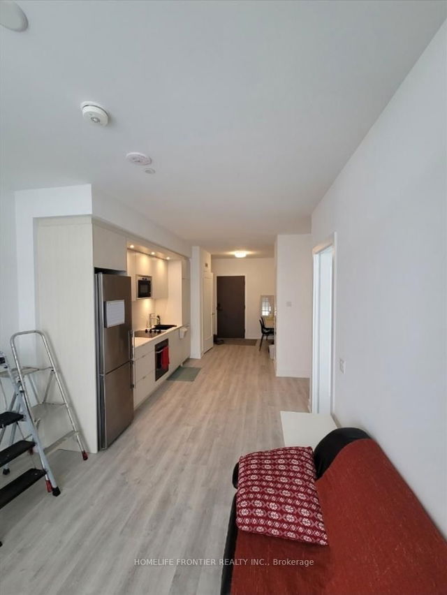 3501 - 30 Inn On The Park Drive