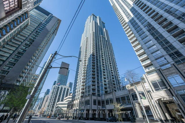 801 - 763 Bay Street
