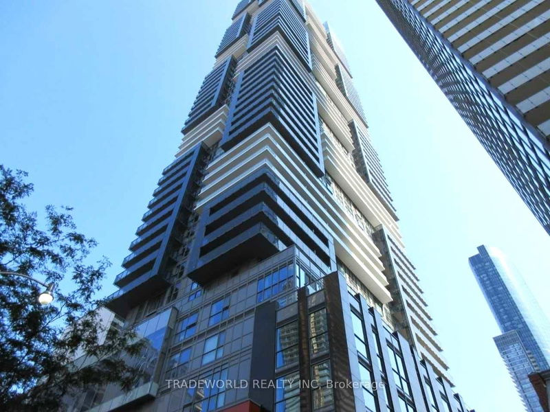 home for lease on 5511-7 Grenville Street