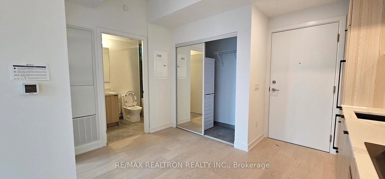 252 Church Street, Unit 3317 - Photo 5