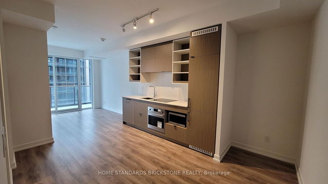 1304 - 20 Edward Street