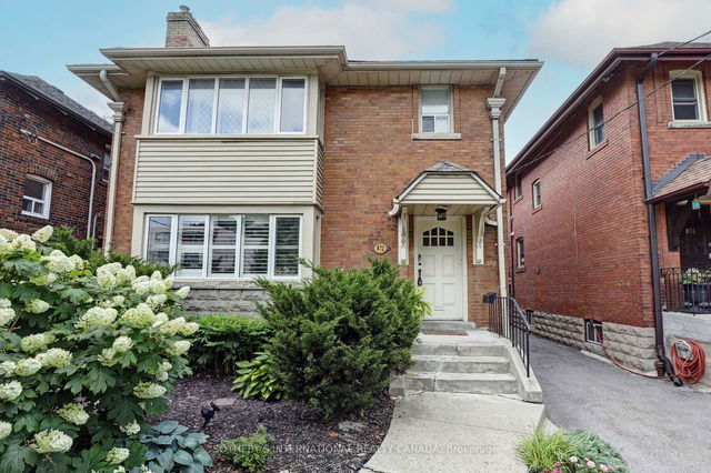 MAIN - 872 Avenue Road