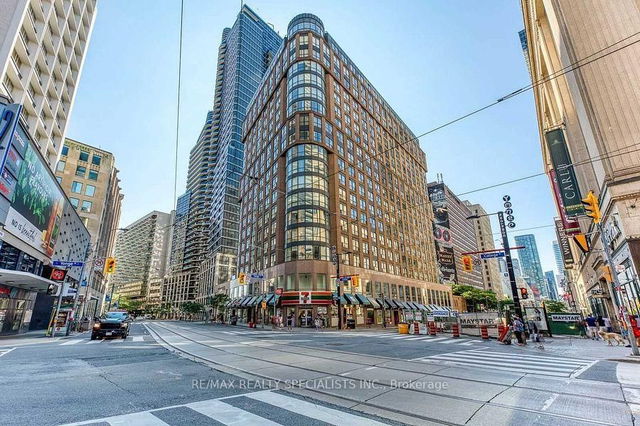 704 - 7 CARLTON Street