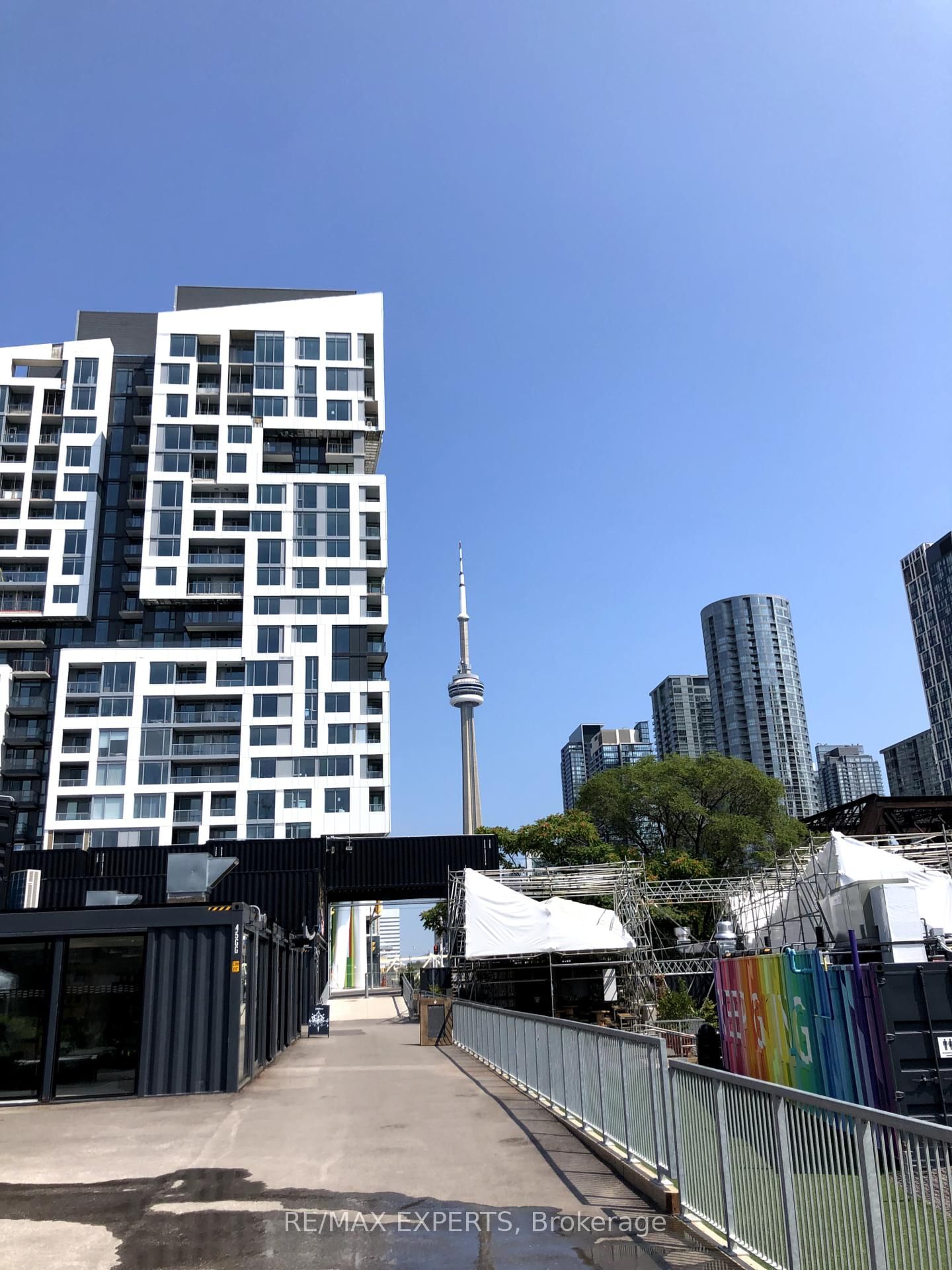 Condo for lease at 1214W-27 Bathurst Street, Toronto, Waterfront Communities C1, M5V 2P1 - MLS: C12128526
