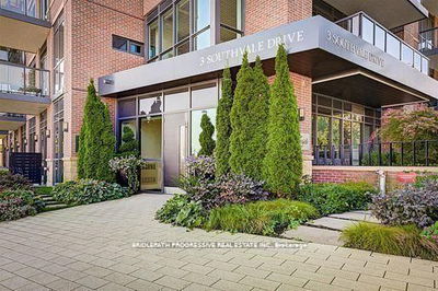 Unit 301 — 3 Southvale Dr, Toronto - Leaside image-0-2
