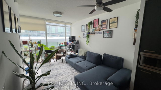 S301 - 455 Front Street