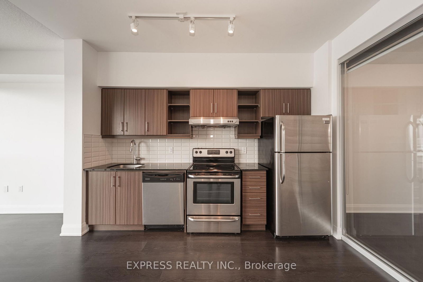 Condo for sale at 716-160 Vanderhoof Avenue, Toronto, Leaside, M4G 0B7 - MLS: C12128794