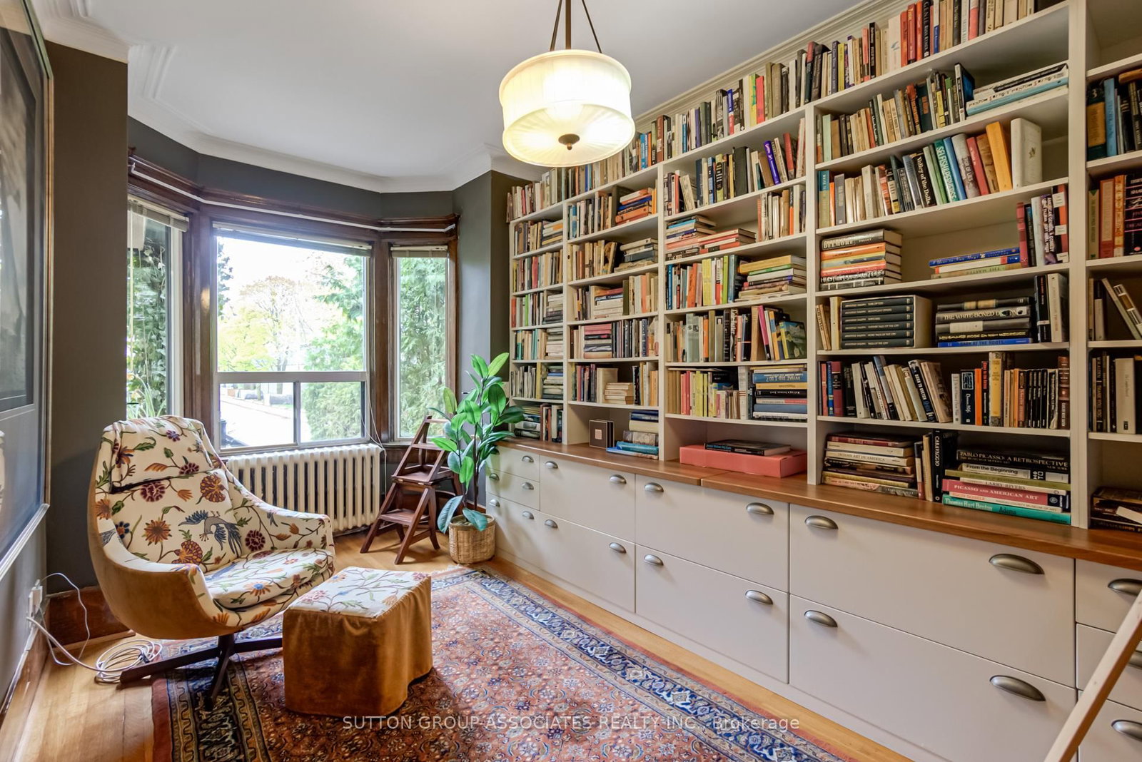 Listing Image 7