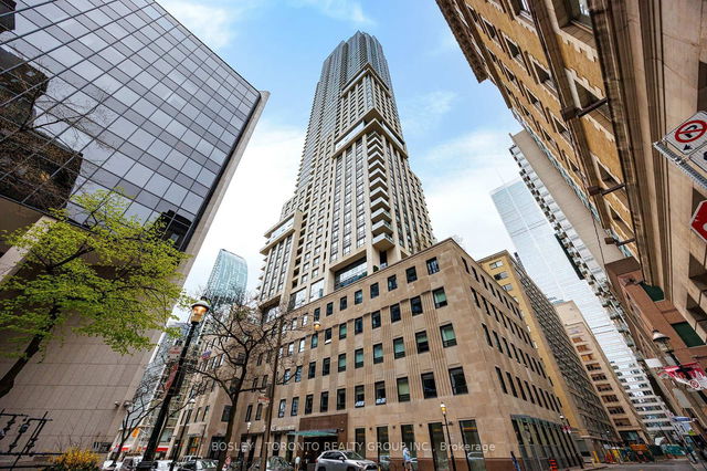 208 - 88 Scott Street