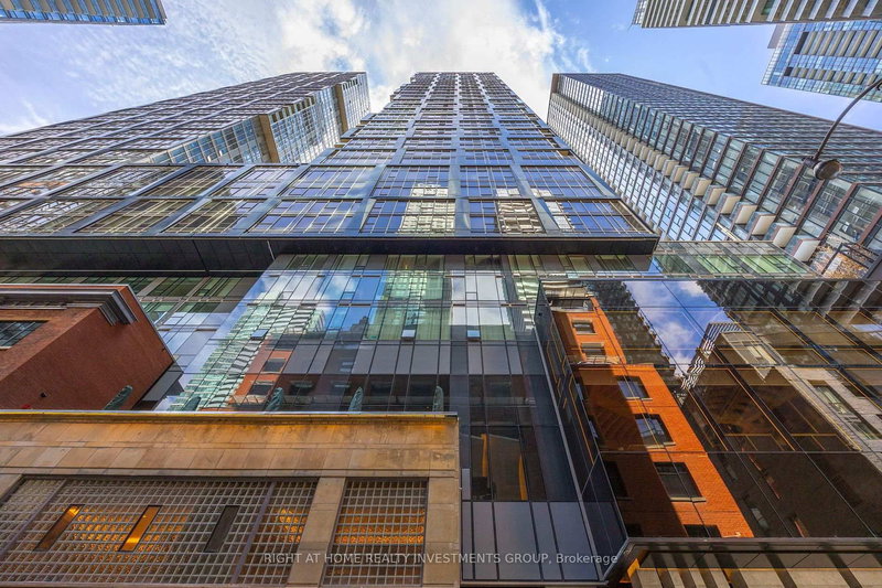 2703 - 15 Mercer St, Toronto, M5V 0T8 | Image 2