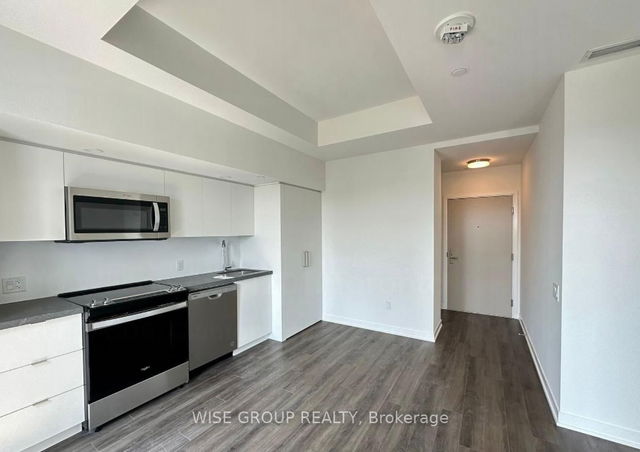 1201 - 500 Wilson Avenue
