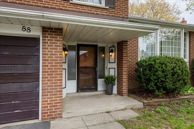 88 Old Sheppard Avenue