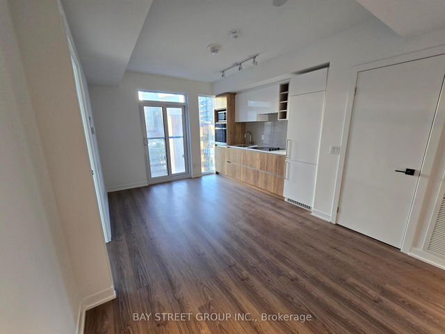 1203 - 319 jarvis Street