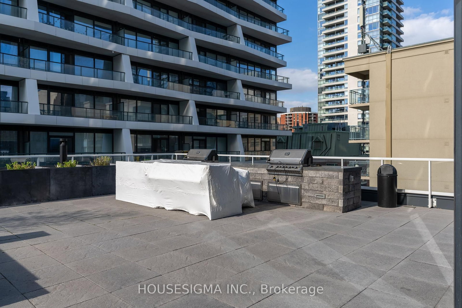Listing Image 45