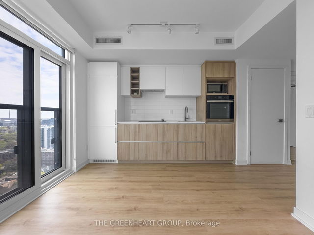 3312 - 319 Jarvis St Street