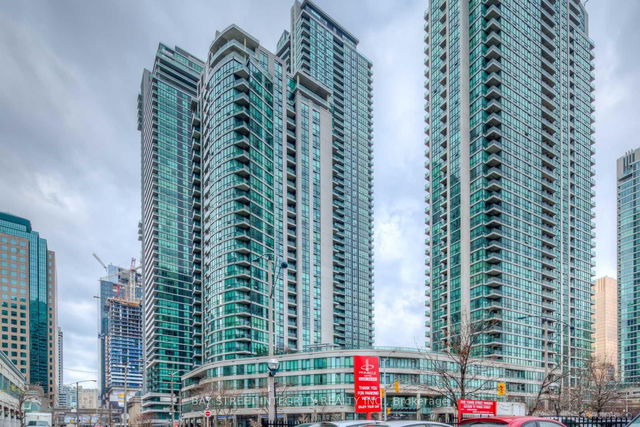 2807 - 16 Yonge Street